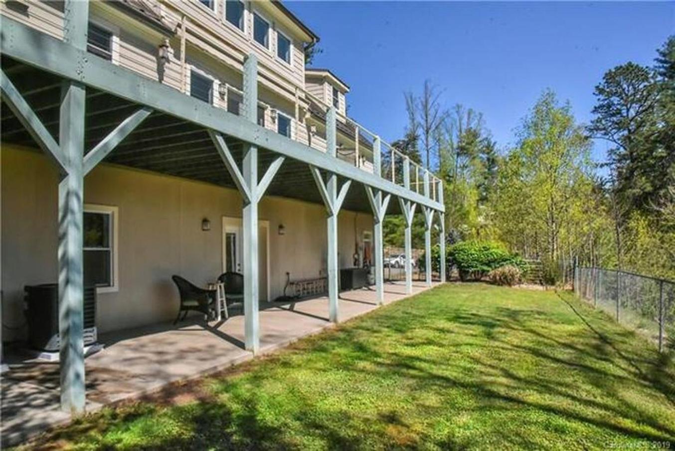 Cl To Dt Asheville & Weaverville- Apartment Inc Exterior photo